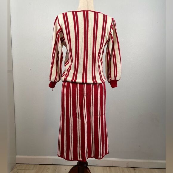 Vintage Savion Sweater and Matching Skirt Size 10 - Picture 5 of 12